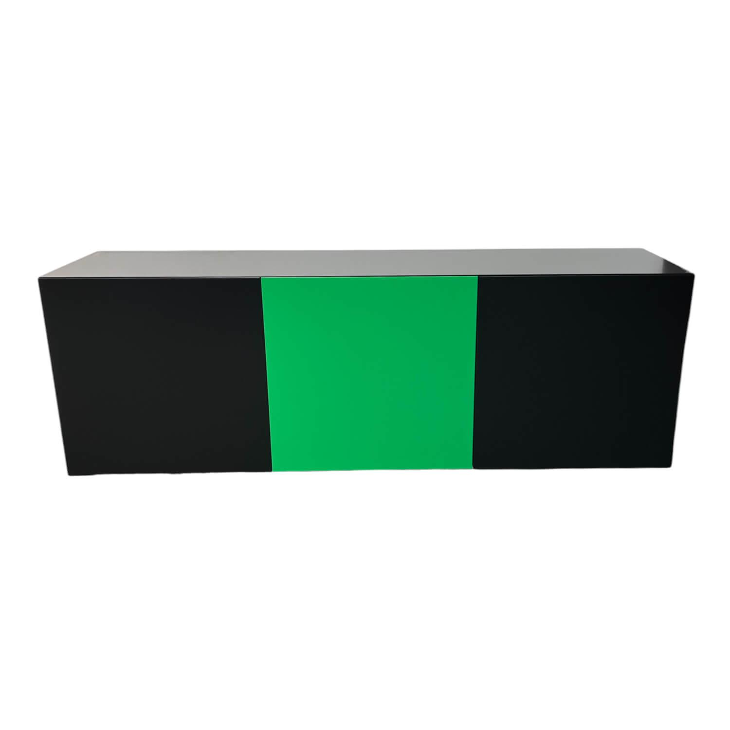 Sideboard Vision Schwarz Drei Drehtüren Und Fachböden Schwarz Lackiert Eine Tür ... von Pastoe