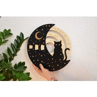Ewiger Kalender Schwarze Katze Auf Mond von PeacefullMoon