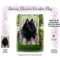 Schipperke Spring Design | Kann Mit Haustier Oder Familiennamen Personalisiert Werden Gartenflagge von PegasusPetsCo