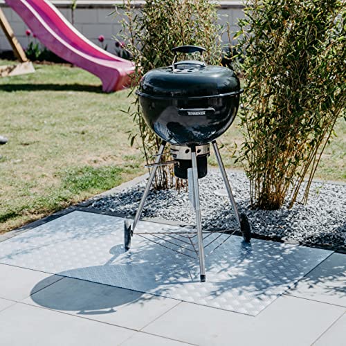 PROFOLIO Silber Grillunterlage Für Alle Grills - Bodenschutzmatte als Hitze- und Funkenschutz - Feuerfeste Grillmatte für Gasgrill, Elektrogrill und Holzkohlegrill - 120 x 70 cm - Größe Wählbar PROFOLIO Silber Grillunterlage Für Alle Grills - Bodenschutzmatte als Hitze- und Funkenschutz - Feuerfeste Grillmatte für Gasgrill, Elektrogrill und Holzkohlegrill - 120 x 70 cm - Größe Wählbar von Profolio