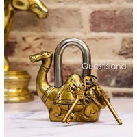 Messing Vorhängeschloss Camel Handgefertigt Schöne Antike Design-Vorhängeschloss Wohnkultur Und Geschenk Für Hochzeit, Jubiläum, Möbel von Questisland