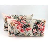 Tulu Textiles - Madame Farfalla, Kissenbezug //Auf Bestellung Gefertigt//Handgefertigtes Dekokissen Aus Designerstoff, Hochwertiges von RefinedPillows