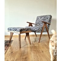 Zebra Mid Century Sessel Und Ottomane Set, Vintage Lounge Möbel Set Handgefertigt, Akzentstühle, Kleiner Bequemer Für Wohnzimmer von RetroDesignCRO