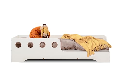 smartwood TILA 5P Kinderbett 70x140 mit Lattenrost und Rausfallschutz - Holz Kinderbett für Jungen & Mädchen, vielseitiges Montessori Bett mit Rausfallschutz und Lattenrost 140x70 cm - Weiß von smartwood
