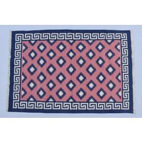 Blauer Und Hellrosa Baumwolle Handgemachter Royal Design Teppich - Flachgewebe Handgewebter Kelim von SahjadCarpets