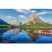 Vieleglace, Swiftaktuelle See-Reflexion Mit Kanus, Landschaft-Druck, Leinwand von SandyDobbsPhoto