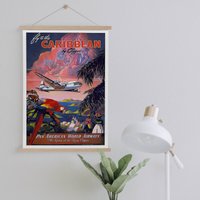 Kleiderbügel Gerahmt Leinwanddruck Von Vintage Karibik Reise Werbung| Wand Kunstdrucke| Leinwandbild| Fertig Zum Aufhängen| Wanddekoration von Sangalyos