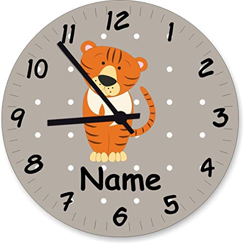 ShirtInStyle Wanduhr Kinderzimmer Wanduhr Tiger mit Wunschnamen Geschenk Uhr Kinder Handmade, 20cm, Pastellbeige von ShirtInStyle