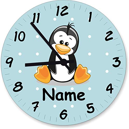 ShirtInStyle Wanduhr Kinderzimmer Wanduhr Pinguin mit Wunschnamen Geschenk Uhr Kinder Handmade, 20cm, Pastellblau von ShirtInStyle
