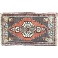 Vintage Boho Badezimmer Läufer Teppich 1'10 X 3'1", Kleiner Oushak Wollteppich, Küchenteppich, Haustürteppich, Handgefertigter Teppich, Badematte von SohoAntiq