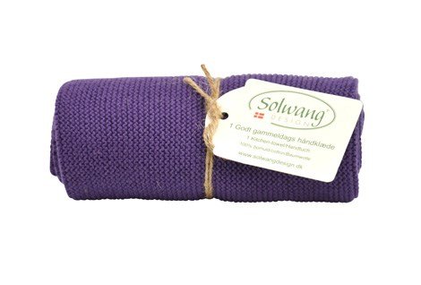 Solwang Handtuch H62 gestrickt in Dunkellila Violett von Solwang