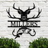 Personalisiertes Deer Familienschild, Elch Metallschild, Hirsch Familie Personalisiert Metall Wanddekoration, Camp Schild, Housewarming Outdoor von SpaceEmbellishment