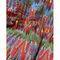 Grau Rot Ikat Print Kantha Quilt Queen Reine Baumwolle Überwurf Decke Tagesdecke Bettüberwurf Boho von StudioNakro