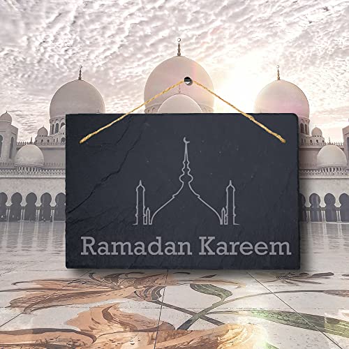 Ramadan Kareem Mubarak Celebration Islamische Kalligraphie Hängeschild aus Schiefer mit Lasergravur von Stukk
