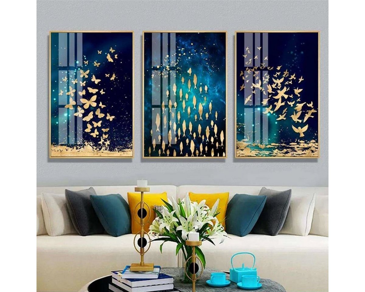 TPFLiving Kunstdruck (OHNE RAHMEN) Poster - Leinwand - Wandbild, Goldene Fische und Schmetterlinge auf blauem Hintergrund - (7 verschiedene Größen zur Auswahl - Auch im günstigen 3-er Set), Farben: Gold, Blau - Größe: 60x80cm von TPFLiving