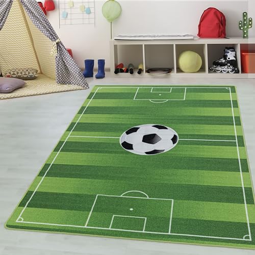 Kinderteppiche für Kinder Fußball Stadion Design Spielteppich Fußballfeld Motiv Waschbar Jungen & Mädchen Teppich für Kinderzimmer Babyzimmer Läufer Teppich Farbe: Grün, Grösse: 80 x 120 cm von Teppium