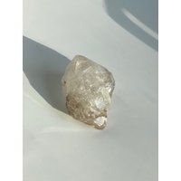 Kleiner Fenster Skelett Quarz Diamant Form Kristall von TheImaku