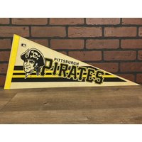 1980Er Pittsburgh Pirates Mlb Vintage Wimpelkette Aus Metall von TheSportsAlternative