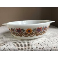 Pyrex Auflaufform in Briarwood Muster, Waschbecken, Kitchenalia von TheVintageTeaShoppe