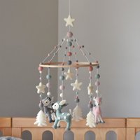 Wald-Baby-Mobile, Wald-Kinderzimmer-Mobile, Hirsch-Baby-Krippen-Mobile, Kinderbett-Mobile, Individuelles Mobile, Filzball-Mobile, Bambi-Filz-Mobile von TikTakDesignCo