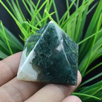 Poliert Natur Grün Moos Achat Quarz Kristall Pyramide Turm Punkt, Reiki Energie Generator Chakra Steine Heilung Jade Jaspis B1267 von TreestonesByLunas