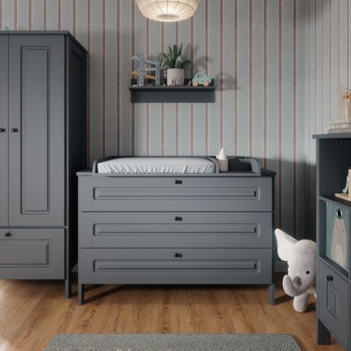 VitaliSpa Wickelkommode Ajaton, Grau, 133 x 98.4 cm mit 3 Schubladen VitaliSpa Wickelkommode Ajaton, Grau, 133 x 98.4 cm mit 3 Schubladen von VitaliSpa