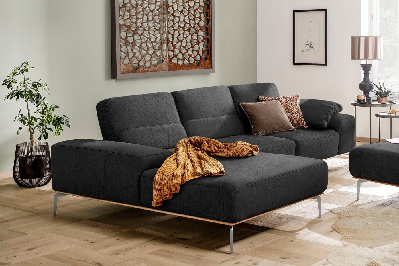 W.SCHILLIG Ecksofa run, mit elegantem Holzsockel, Füße in Chrom glänzend, Breite 299 cm von W.SCHILLIG