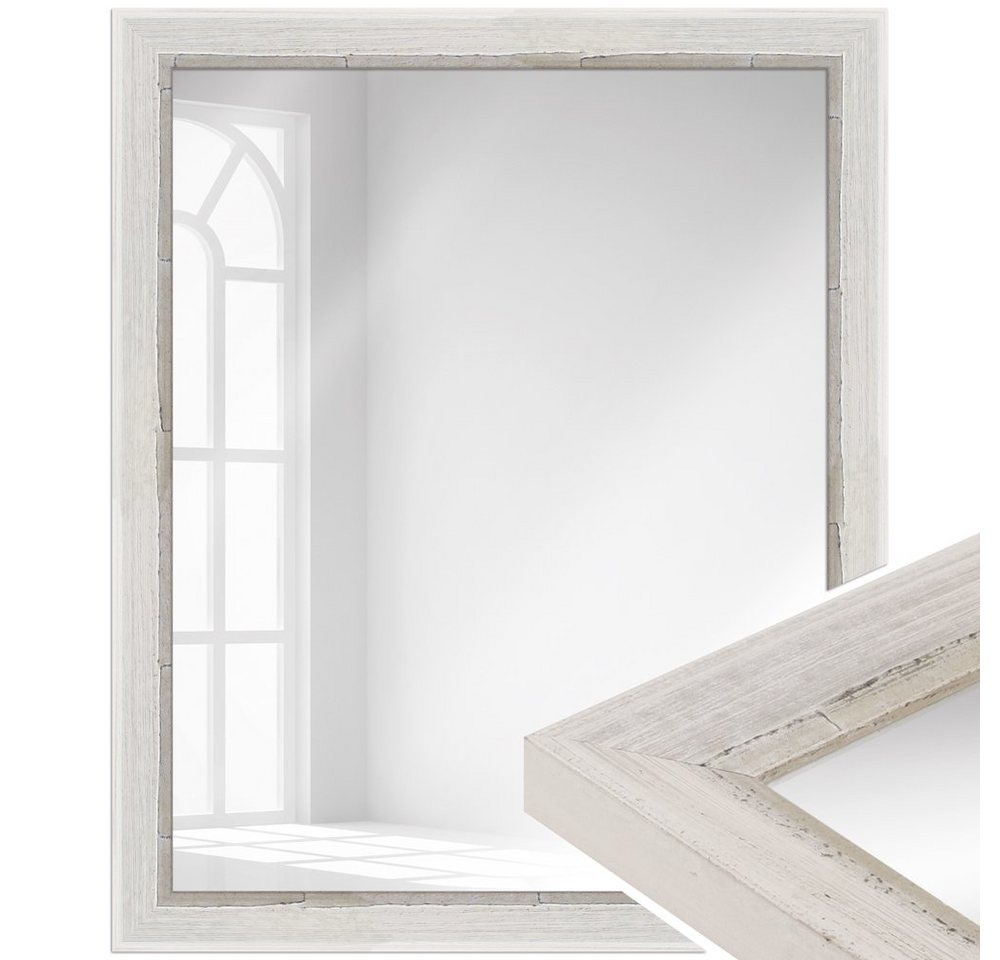 WANDStyle Wandspiegel H640, Weiß, aus Massivholz im Shabby Chic Stil von WANDStyle