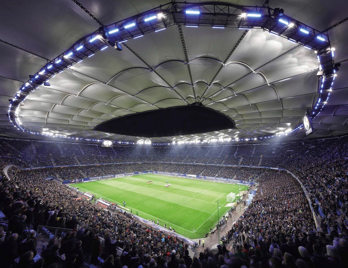 Wall-Art Vliestapete Hamburger SV im Stadion bei Nacht, made in Berlin von Wall-Art