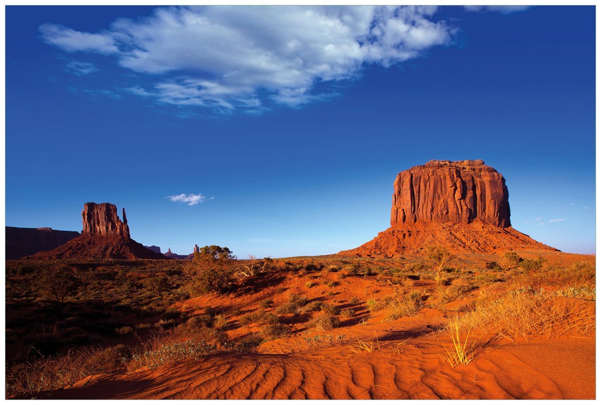 Wallario Vliestapete Monument Valley am Abend I, seidenmatte Oberfläche von Wallario