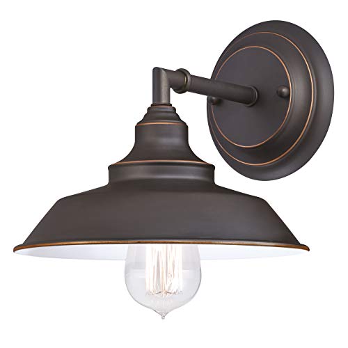 63435 Einflammige Wandleuchte Iron Hill von Westinghouse Lighting für Innenbereiche, Ausführung in geölter Bronze mit Akzenten von Westinghouse