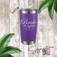 Personalisierte Braut, Brautjungfern, Hochzeitsparty 20 Oz Isolierter Edelstahl Tumbler, 9 Tumblerfarben Zur Auswahl von WillowWaresCo