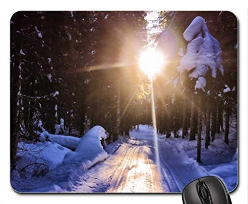 Feine und dauerhafte Gemeinsame Kanten Gaming Mouse pad, Sonne im Winter auf dem Weg in die Wälder Mousepad, Maus - Pads (Forest Mouse pad) von Yanteng