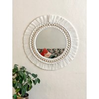 Weißer Makramee Spiegel, Neue Babyzimmer Dekoration, Mandala Perlenspiegel, Muttertagsgeschenk, Geschenk Für Mama, Versand Am Nächsten Tag von bellabohemiandesign