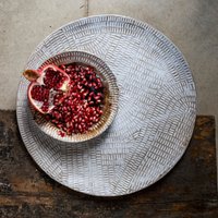 Weiße Keramik-Servierplatte, Herzstück Für Ihren Esstisch, Obst-Servierplatte Handgefertigte Große Servierplatte von ceramicsyoga