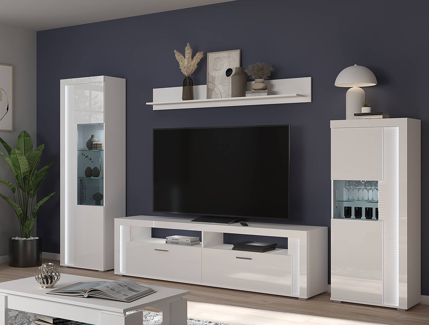 home24 Beleuchtetes TV-Lowboard Spanplatte, beschichtet Weiß 201 x 58 x 46cm home24 Beleuchtetes TV-Lowboard Spanplatte, beschichtet Weiß 201 x 58 x 46cm von home24