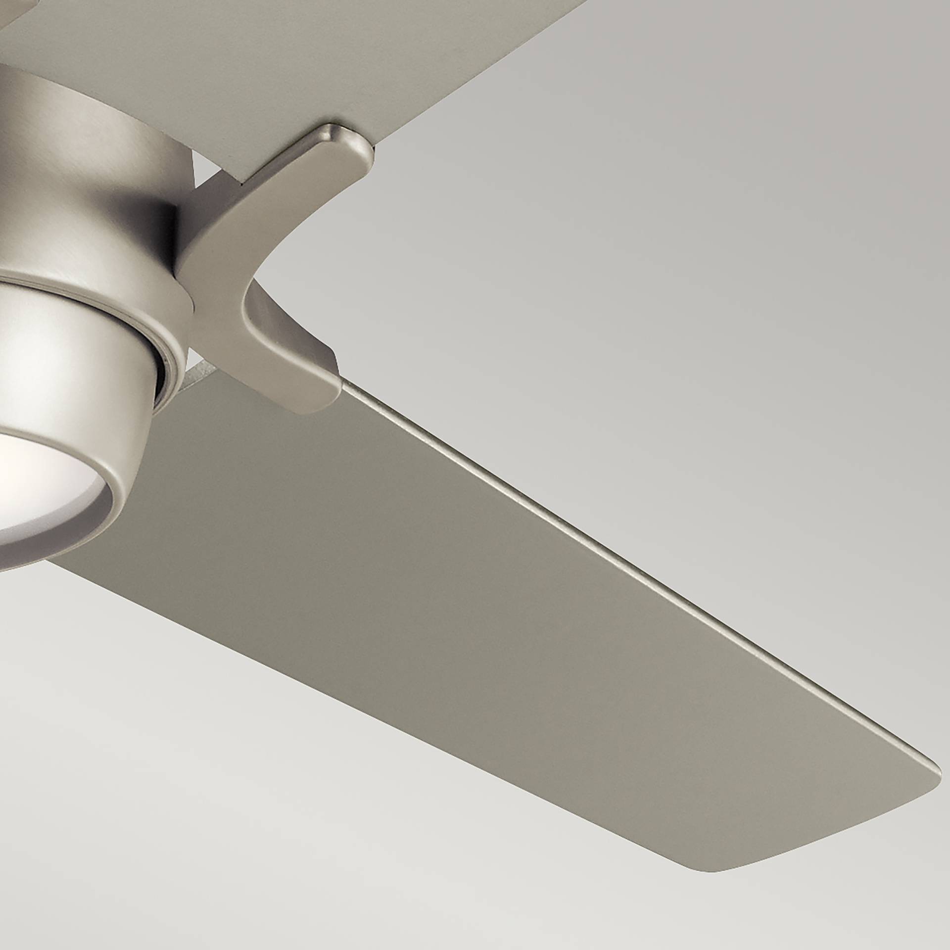 home24 Deckenventilator Zeus 152 x 46 x 152cm Silber home24 Deckenventilator Zeus 152 x 46 x 152cm Silber von home24
