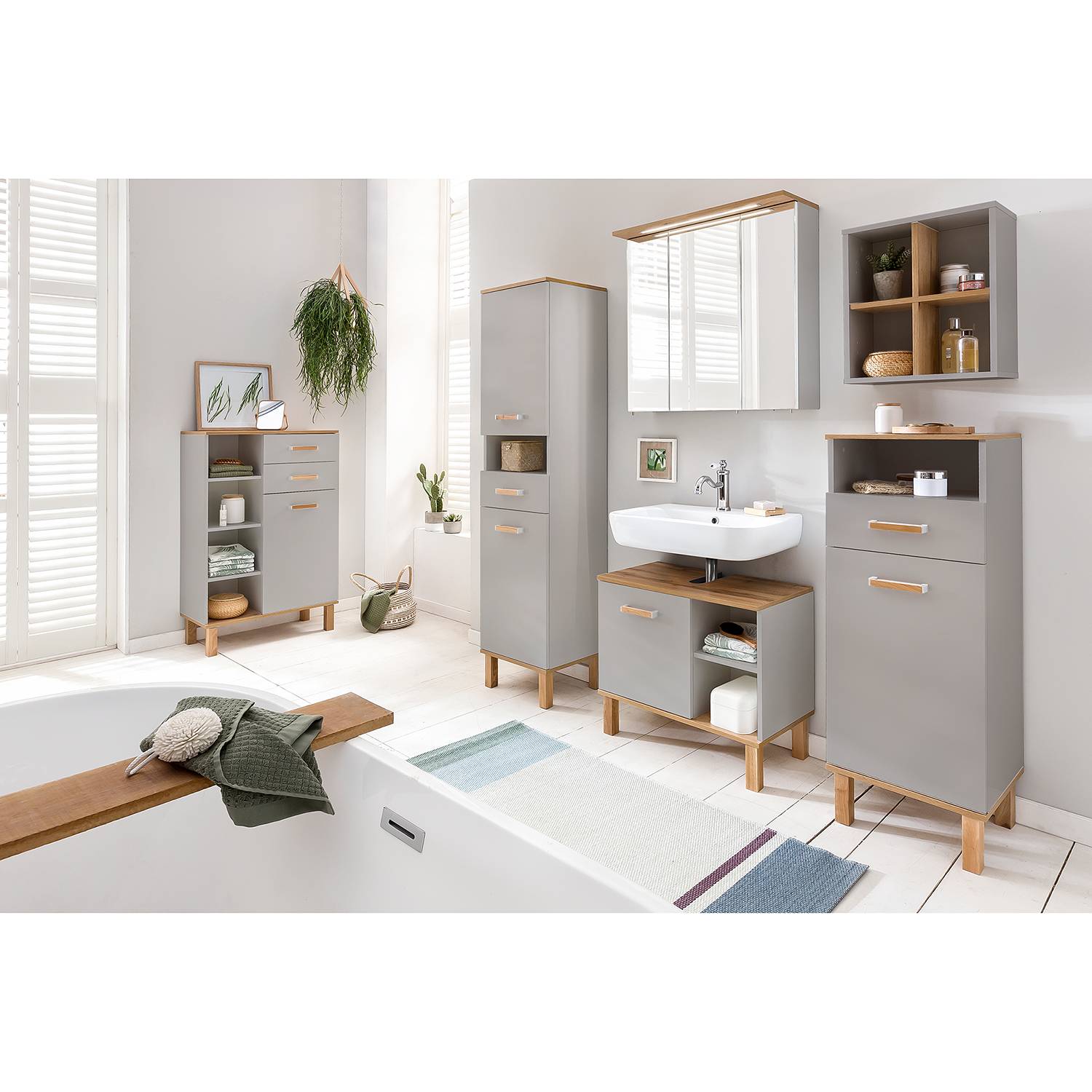 home24 Hochschrank 40 x 179 x 35cm Grau/Platingrau home24 Hochschrank 40 x 179 x 35cm Grau/Platingrau von home24