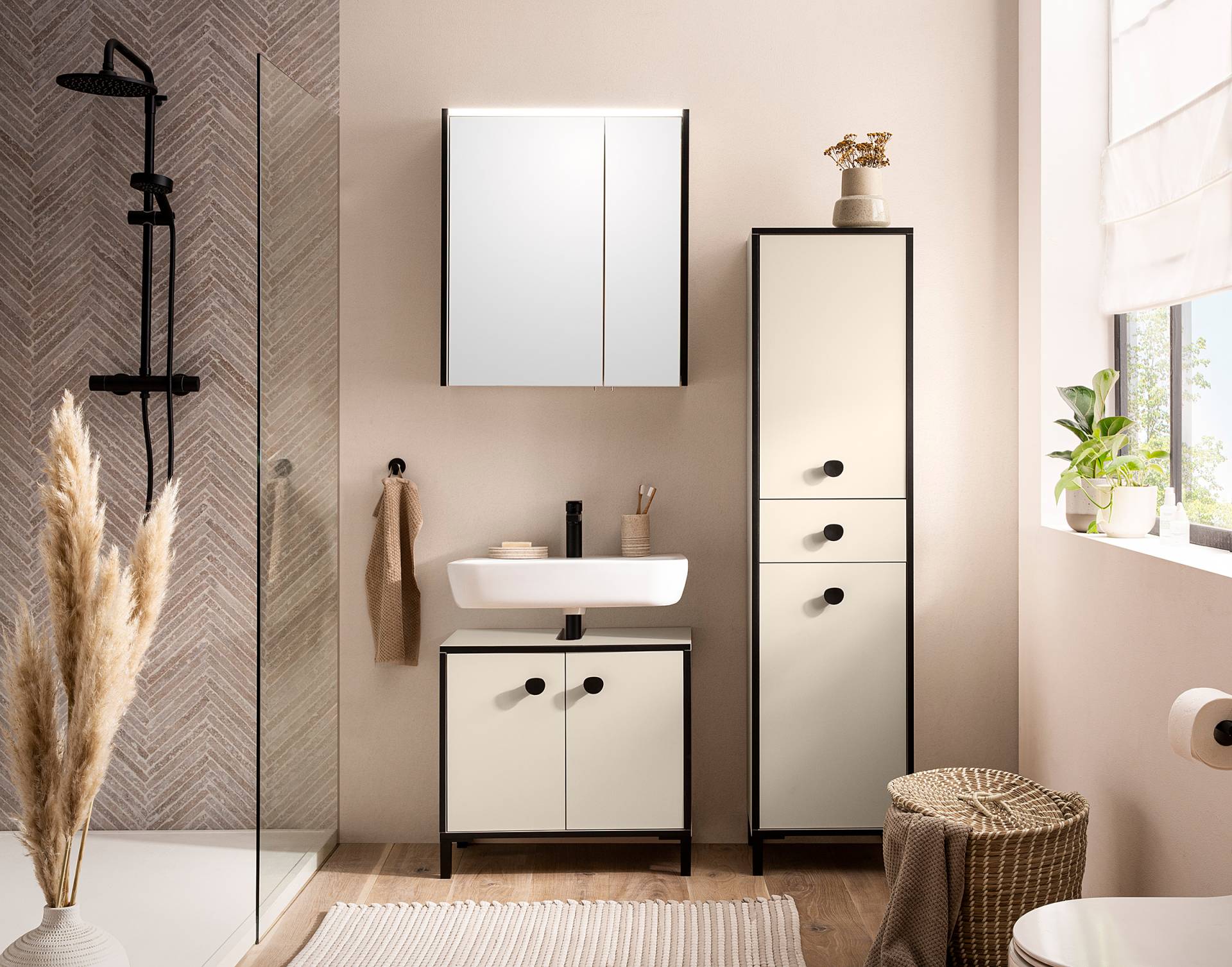 home24 Hochschrank Edda 40 x 163 x 33cm Beige home24 Hochschrank Edda 40 x 163 x 33cm Beige von home24