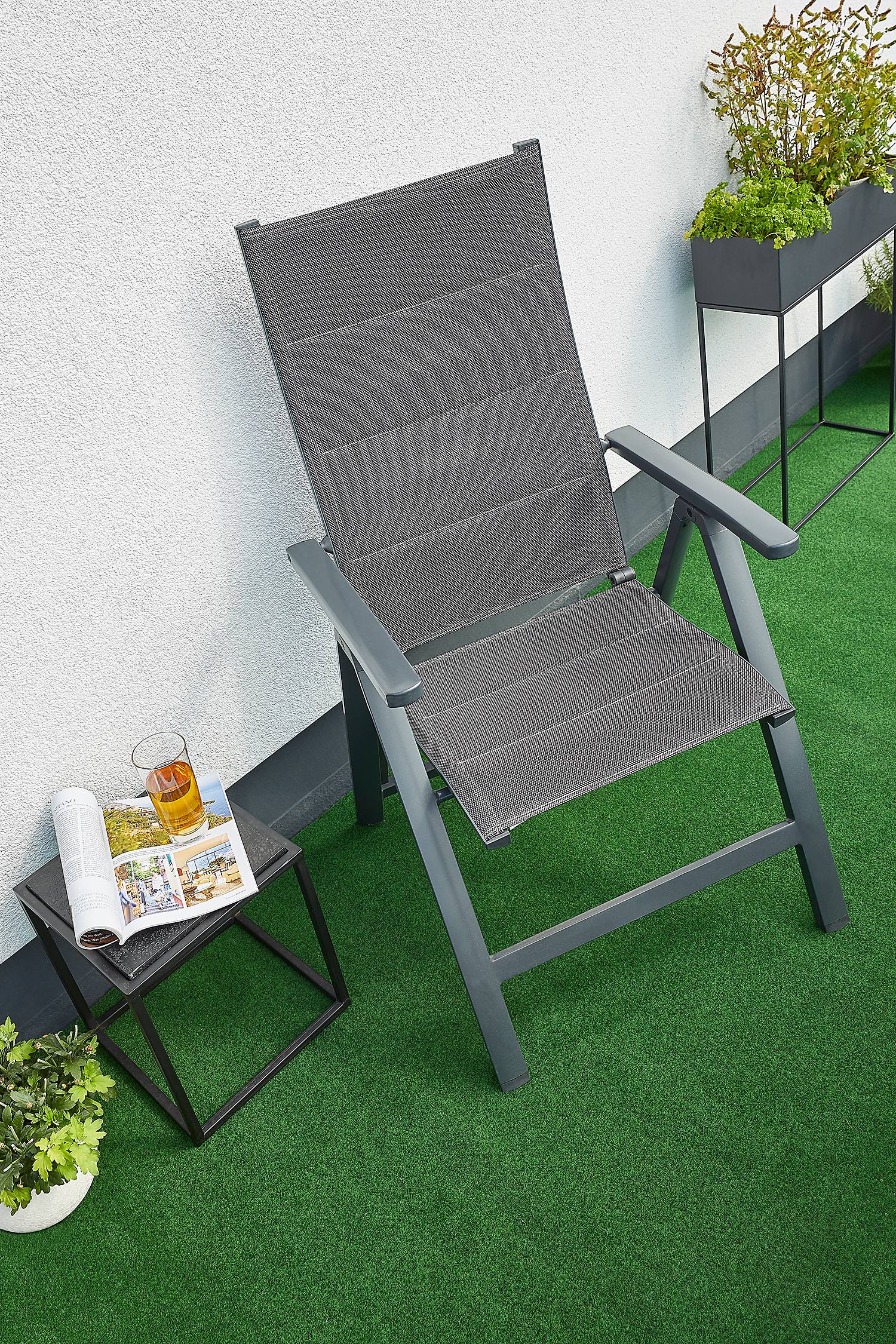 home24 Kunstrasen Deco Grün/Grün Polyester & Polypropylen 200 x 400cm home24 Kunstrasen Deco Grün/Grün Polyester & Polypropylen 200 x 400cm von home24