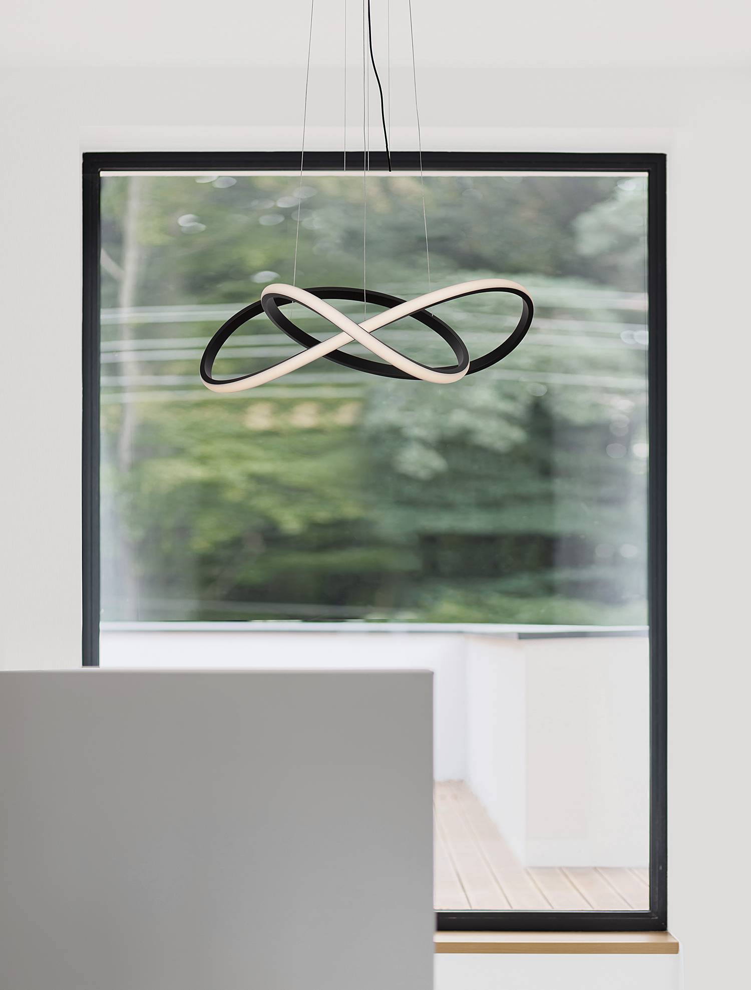 home24 Pendelleuchte Amara Ø 56cm Schwarz/Schwarz Kabel ABS, Fassung ABS, Baldachin Aluminium, Gehäuse Leuchte Aluminium Nicht austauschbare LEDs home24 Pendelleuchte Amara Ø 56cm Schwarz/Schwarz Kabel ABS, Fassung ABS, Baldachin Aluminium, Gehäuse Leuchte Aluminium Nicht austauschbare LEDs von home24
