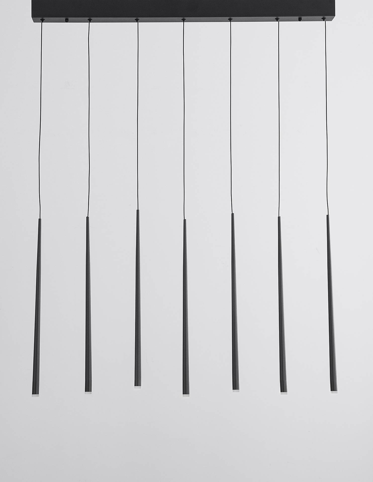 home24 Pendelleuchte Giono Typ A 5 x 230 x 90cm Schwarz/Schwarz Kabel ABS, Fassung ABS, Baldachin Aluminium, Gehäuse Leuchte Aluminium Nicht home24 Pendelleuchte Giono Typ A 5 x 230 x 90cm Schwarz/Schwarz Kabel ABS, Fassung ABS, Baldachin Aluminium, Gehäuse Leuchte Aluminium Nicht von home24