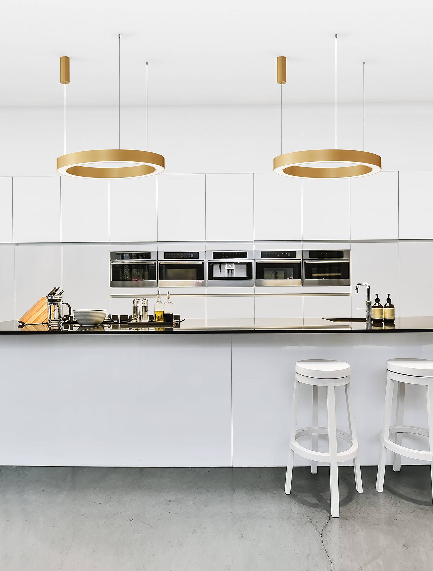 home24 Pendelleuchte Morbido Ø 80cm Gold/Gold Kabel ABS, Fassung ABS, Baldachin Aluminium, Gehäuse Leuchte Aluminium Nicht austauschbare LEDs home24 Pendelleuchte Morbido Ø 80cm Gold/Gold Kabel ABS, Fassung ABS, Baldachin Aluminium, Gehäuse Leuchte Aluminium Nicht austauschbare LEDs von home24
