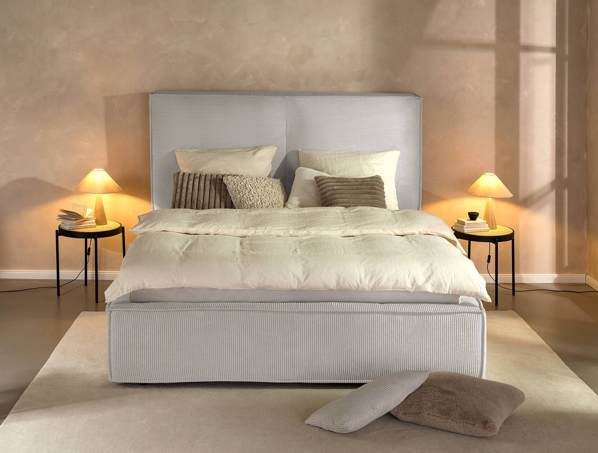 home24 Polsterbett 180 x 200cm Cordstoff Poppy Grau ohne Matratze Kein Bettkasten 150 cm home24 Polsterbett 180 x 200cm Cordstoff Poppy Grau ohne Matratze Kein Bettkasten 150 cm von home24