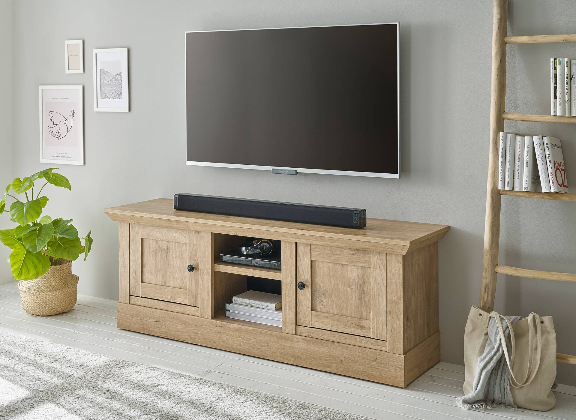 home24 TV-Lowboard - 152 cm Spanplatte, beschichtet Braun/Beige 152 x 55 x 42cm home24 TV-Lowboard - 152 cm Spanplatte, beschichtet Braun/Beige 152 x 55 x 42cm von home24
