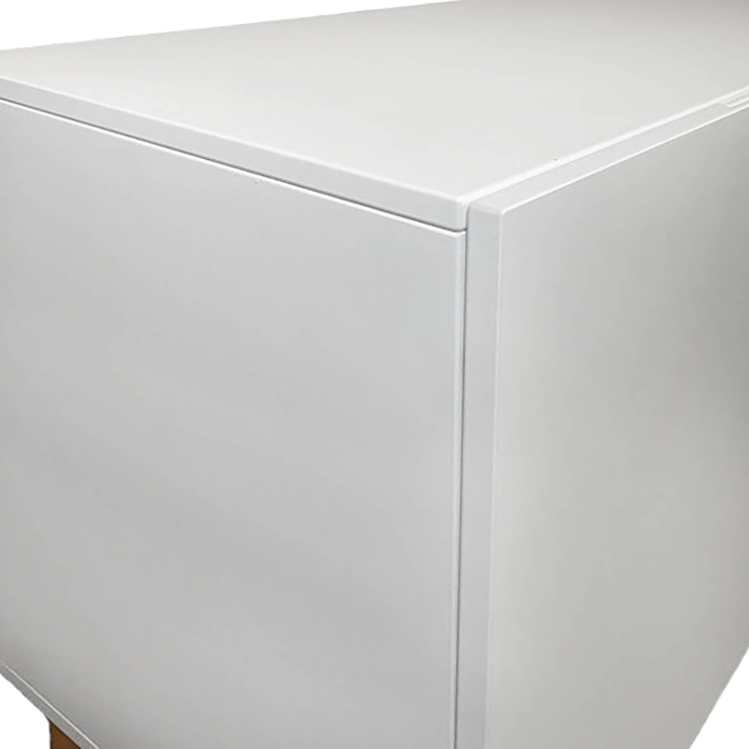 home24 TV-Lowboard Front & Korpus: MDF Mitteldichte Holzfaserplatte , lackiert Beine: Massivholz Pinie, lackiert Weiß 120cm home24 TV-Lowboard Front & Korpus: MDF Mitteldichte Holzfaserplatte , lackiert Beine: Massivholz Pinie, lackiert Weiß 120cm von home24