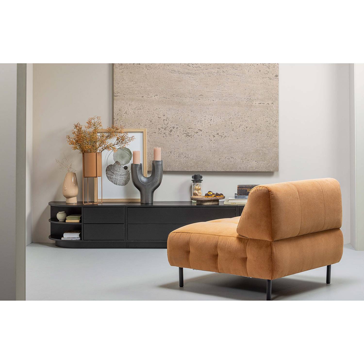 home24 TV-Lowboard Massivholz Kiefer, lackiert Schwarz 78 x 40 x 40cm Schublade rechts home24 TV-Lowboard Massivholz Kiefer, lackiert Schwarz 78 x 40 x 40cm Schublade rechts von home24