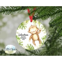 Affe Weihnachtsverzierung, Erste 1st Christmas Ornament, Mein Erstes Weihnachten, Personalisiertes Andenken von littlechickypaperie