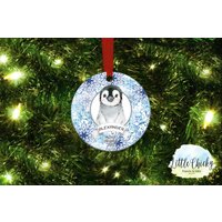 Pinguin First Christmas Ornament, 1st Mein Erstes Weihnachten, Boy Penguin Custom Ornament Andenken, Geschenk von littlechickypaperie