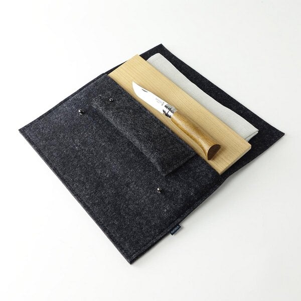matilda k. manufaktur Brotzeit-Set Wollfilz-Tasche mit Kirschholz-Schneidbrett und Messer von matilda k. manufaktur